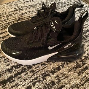 Nike Air 270 Shoes
